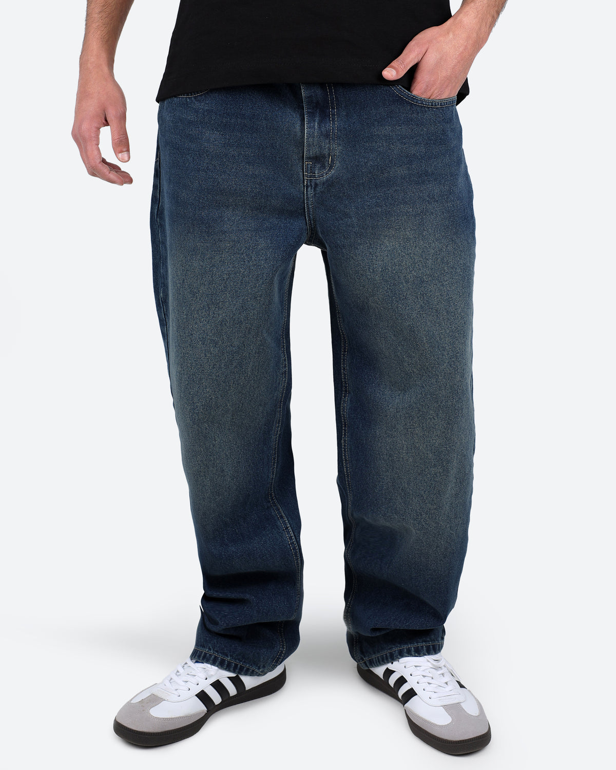 Relaxed Fit Jeans